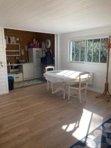 B&B / Chambres d'hotes AUX PETITS BAGANAIS : photos des chambres