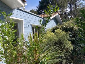 B&B / Chambres d'hotes AUX PETITS BAGANAIS : photos des chambres