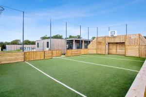 Appartements Agreable cottage pour 5 personnes dans un parc residentiel pour des vacances reposantes en famille : Appartement 2 Chambres avec Terrasse