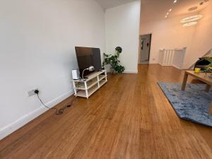 Bell Street 2 bedroom flat B