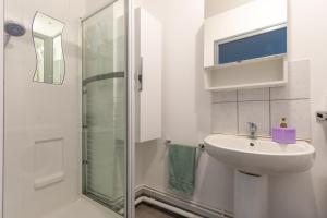 Studio paisible bien situé au rez de chaussée.