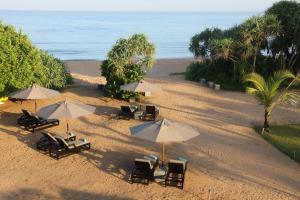 Aavya Cove Villas by Aahaasa
