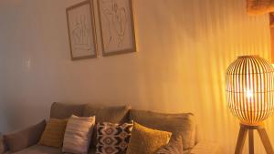 Grand 2 pièces avec grande terrasse à 15mn Centre-ville, Gare et Promenade des Anglais