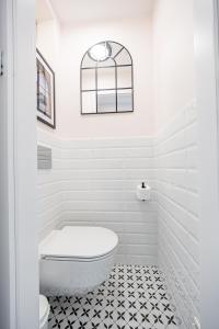 PARYŽIUS PALANGOJE dvivietis kambarys centre