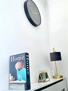 Peckham City Vibes 2BR with Wi-fi and Balcony