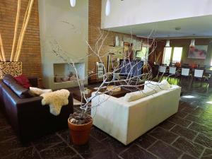 Casa de Categoría con Losa Radiante en Embalsina, Villa del Dique, Calamuchita, Córdoba