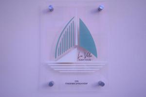 La Vela Guest House