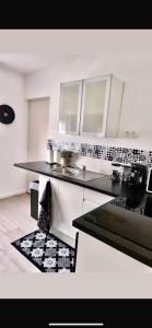 Appartements A deux pas du musee de l automobile : photos des chambres