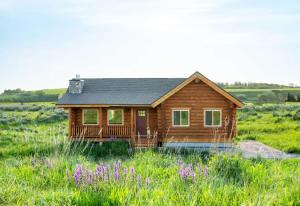 Chalet room in Log Cabin Teton Views & Pets OK