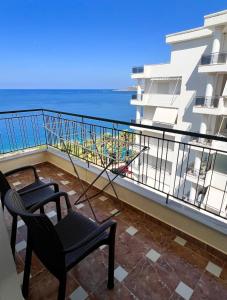 Sea la Vie - Beachfront flat