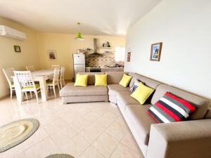 Sea la Vie - Beachfront flat