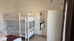 Amels Apartments Comfortable Family Stay Near Orikum Beach