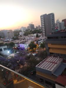 Departamento en zona de lujo con alberca y gym