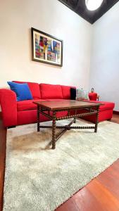 Traditional Full House - Gara & Chico