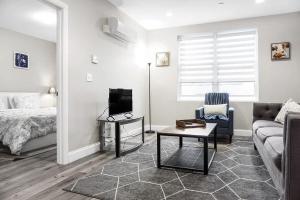 Unit 43 Homey 1BR Garage Parking