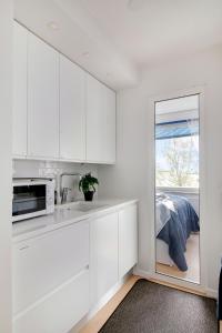 City Meets Sea - Waterfront Stay Helsinki Center