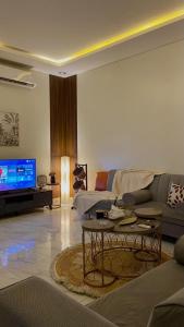 Self-entry apartment 109