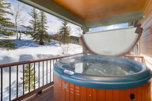 40 ReCt with private hot tub