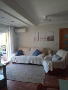 Apartamento Salamandra 100m2 con terraza y piscina
