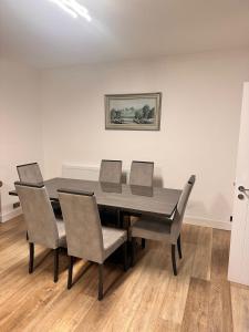 stunning property in Hyde Park