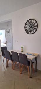 Apartman Valhalla Novalja - Moderan smještaj s pogledom blizu Zrća