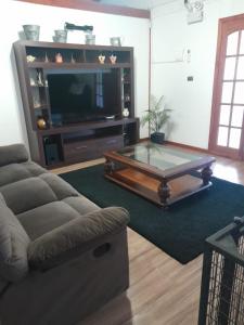 Linda y cómoda cabaña en un entorno natural