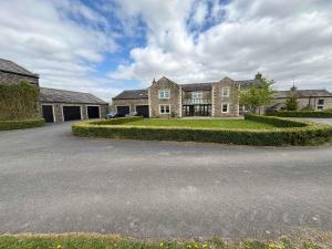 Estatesmen Lodge, Hillside Farm