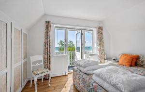 Cozy Home In Faxe Ladeplads With Wifi