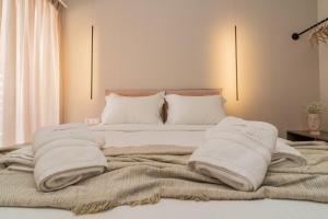 Elegant Suite Syntagma 2BR 2BA