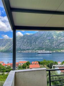 Apartments Krivokapic Prcanj with Bay view