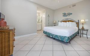 Phoenix East 1411 condo