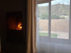 Mountain Views, beach walks, heart of old village