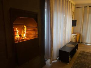 Mountain Views, beach walks, heart of old village