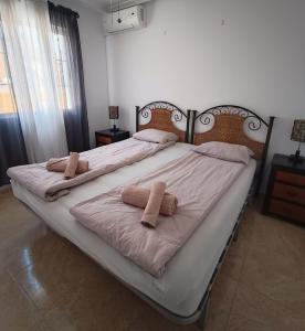 PMT03 - Charming Townhouse with communal pool