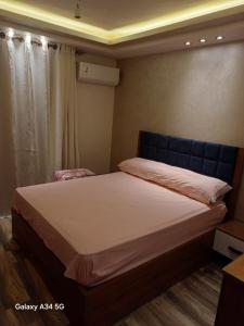 الفيروز شقه فندقيه الفيوم دله