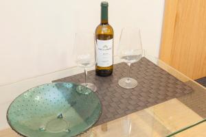 Principe Real 2 bedrooms 2 bathrooms, AIR-CON, Wi-Fi, 1st floor