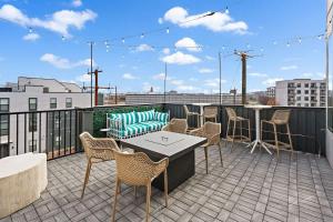 The Southern Lady - Newly Renovated Spacious Patio