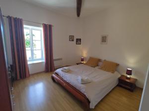 Superbe gîte dans ancien presbytère avec tout confort, proche sites historiques et thermes - FR-1-589-1