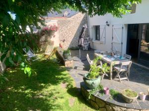 Charmante maison rénovée avec jardin, au cœur des marais salants, proche de Guérande et La Baule - FR-1-306-1214 - 2hvězdičkové hotely ve městě Guérande