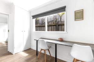 Rosebud Beachfront Haven Coastal Bliss Three