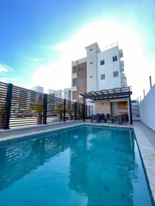Modern Apt in Santiago w Pool, 3 Bedrooms, Air conditioner