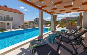 Beautiful Home In Svib