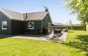 3 Bedroom Nice Home In Hemmet