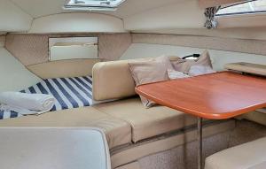 Cozy Ship In Szczecin