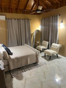 Paradise home at Negril 3 bedroom 2 bathrooms