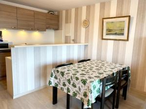 Apartment in Nieuwpoort by the Beach