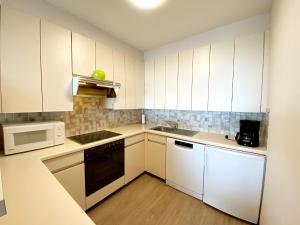 Apartment in Nieuwpoort near Sandy Beaches