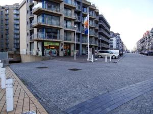 Apartment in Nieuwpoort near the Beach
