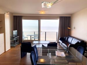 Apartment in Nieuwpoort by the Beach