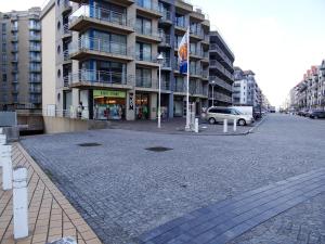 Apartment in Nieuwpoort with sea view